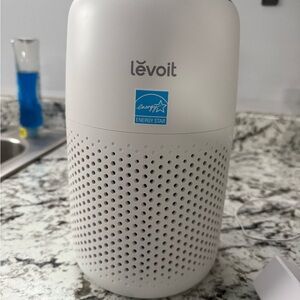 White Portable Speaker with Modern Design